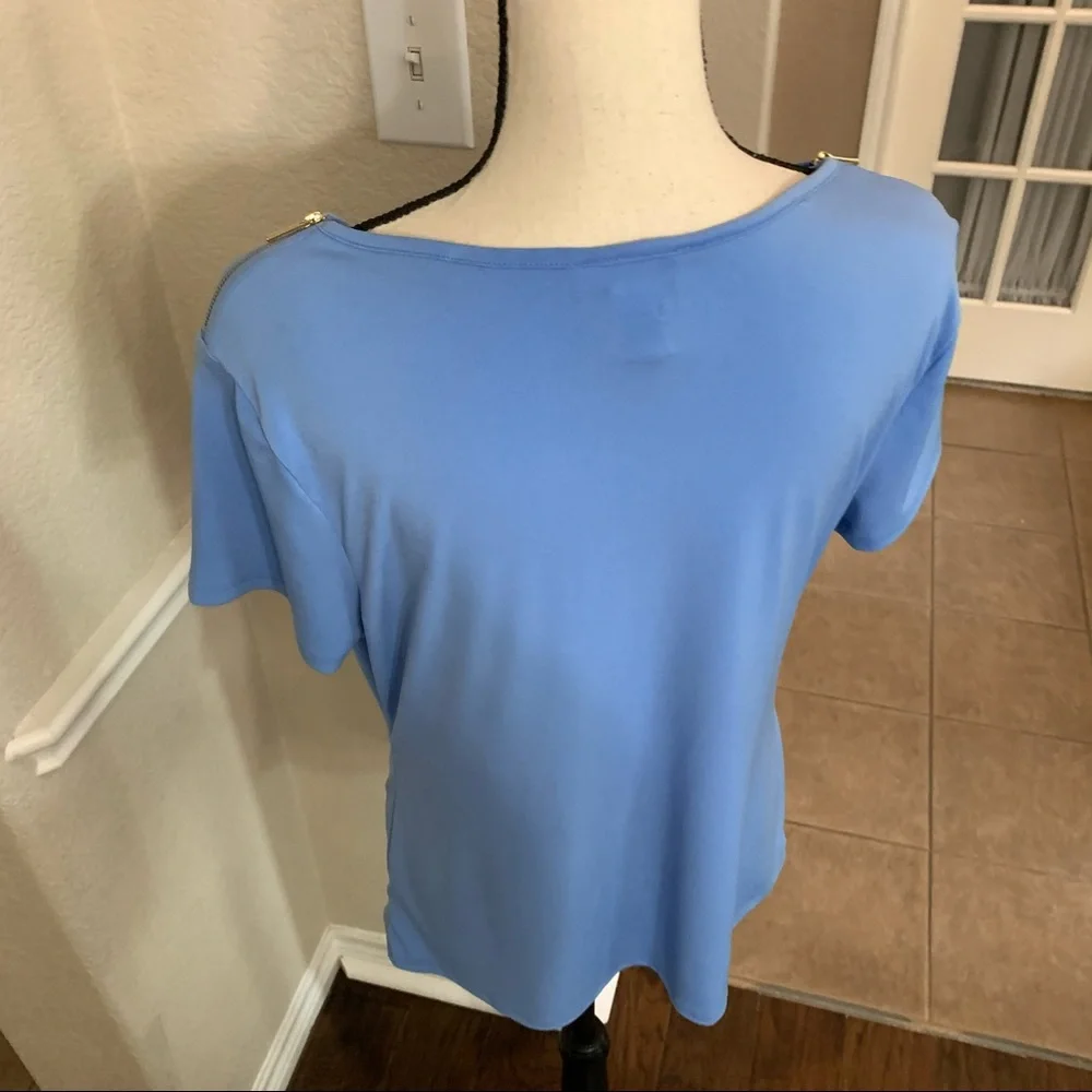 Carmen Marc Valvo blue top - Picture 8 of 11